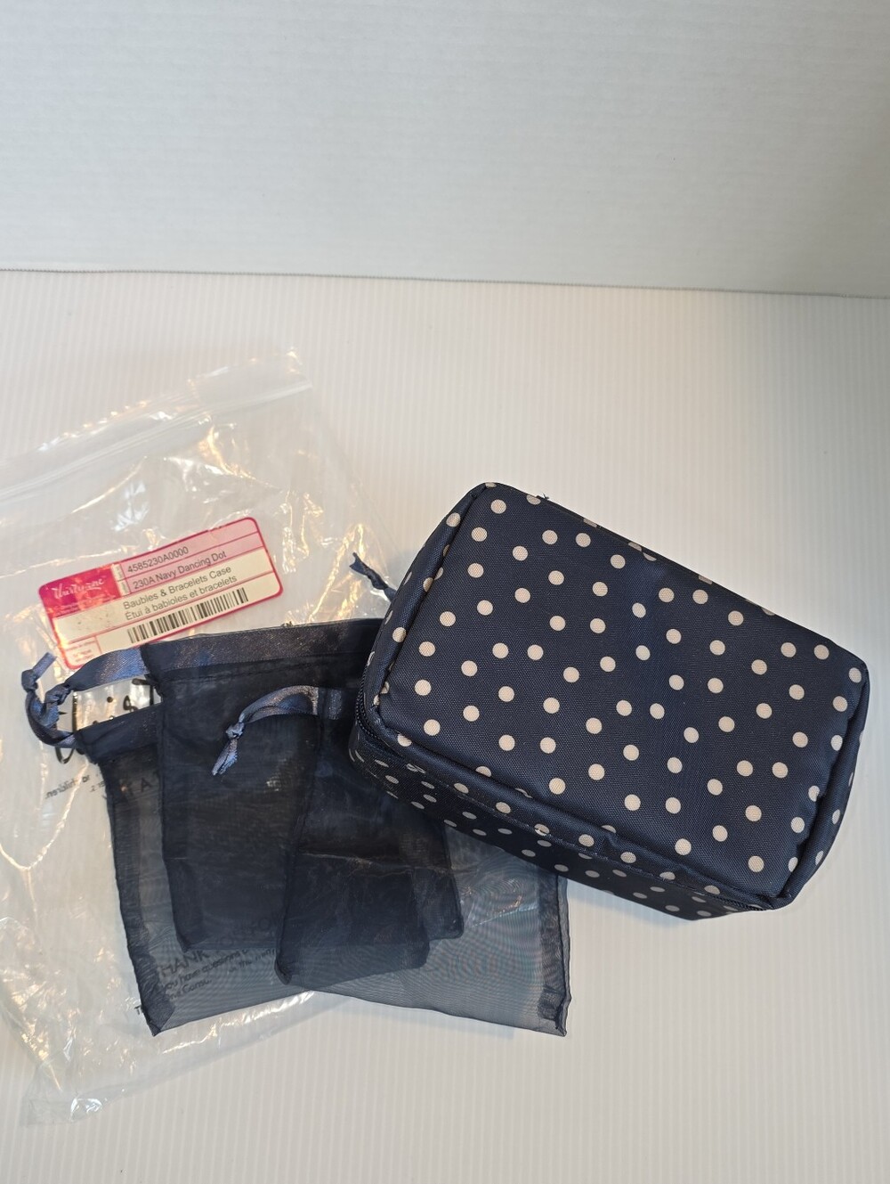 Thirty-One Baubles and Bracelets Case Navy Dancing Dot NEW